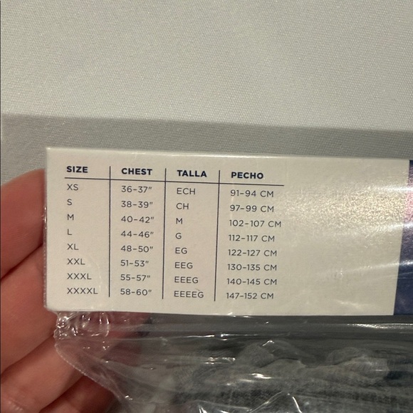 Old Navy Men's Crew-Neck Tees - Black, White, and Gray - Picture 4 of 6